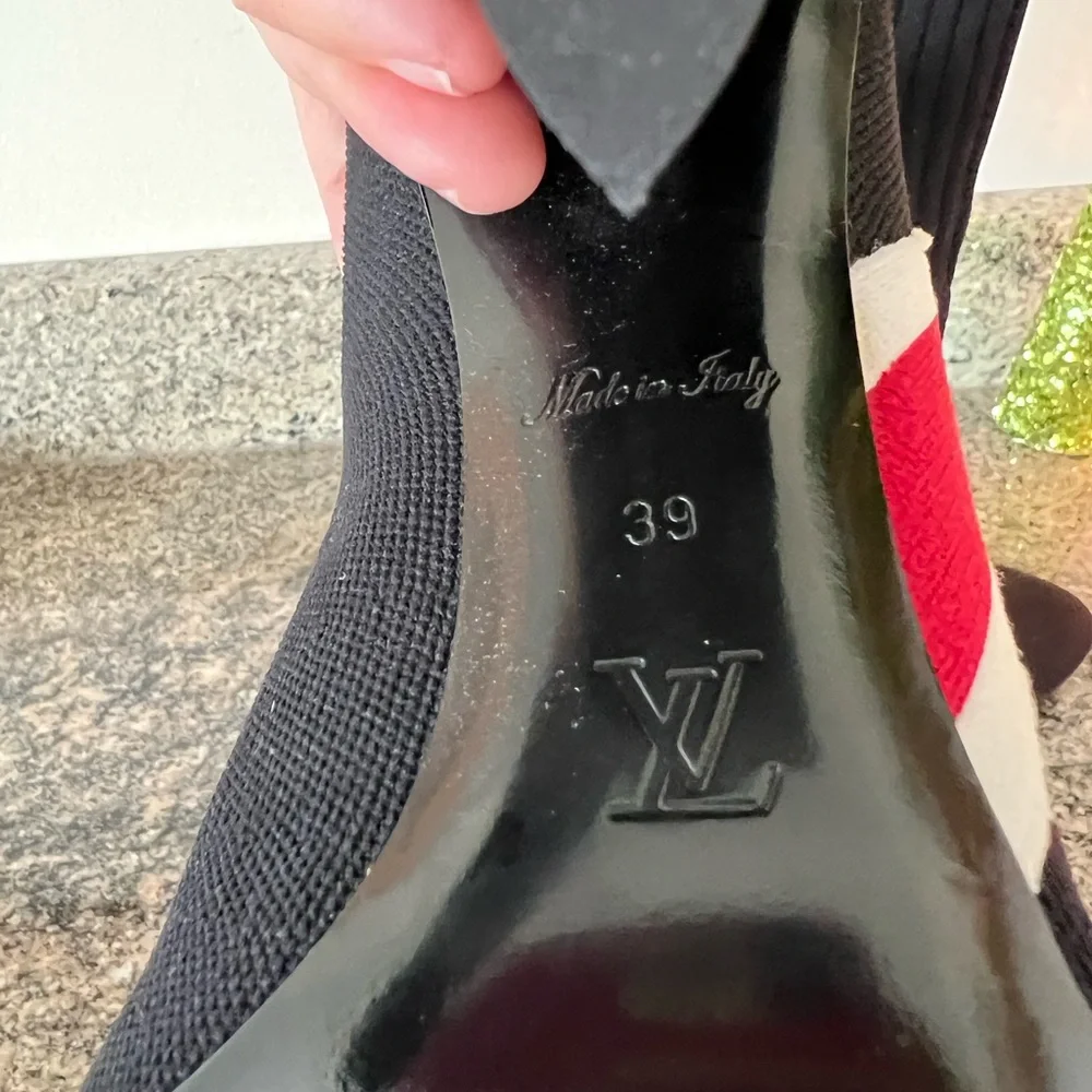 Louis Vuitton Silhouette Knit Ankle Sock Boots - Picture 8 of 11